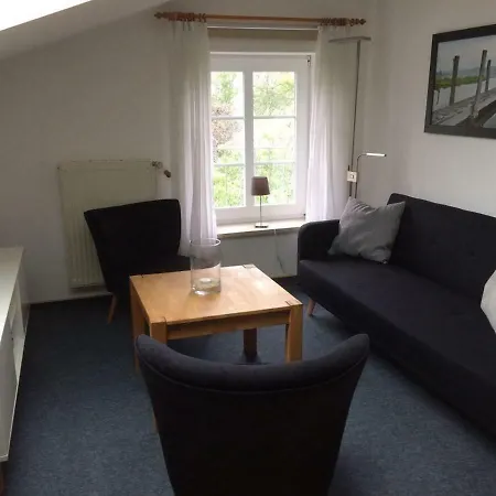 Apartment Ferienwohnung-himmelblau-auf-dem-ferien-bauernhof-nielson-in-bisdorf-in-inselmitte