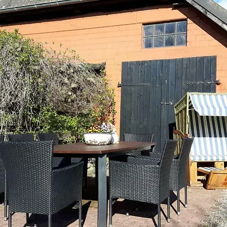 Ferienwohnung-himmelblau-auf-dem-ferien-bauernhof-nielson-in-bisdorf-in-inselmitte *